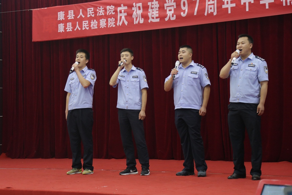 法院法警队 大中国.jpg 法院法警队 大中国.jpg